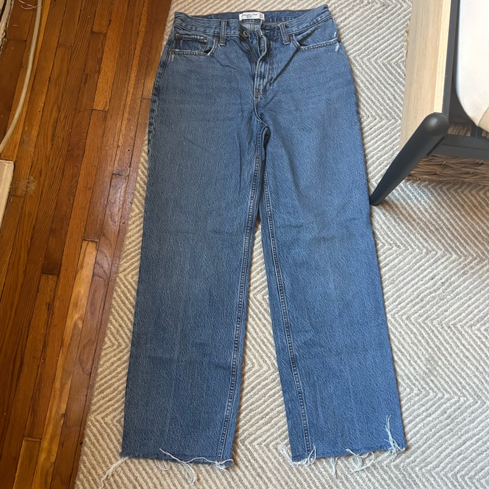 Abercrombie & Fitch high rise loose Blue Jeans